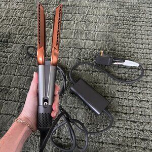 Dyson Airstrait - good condition